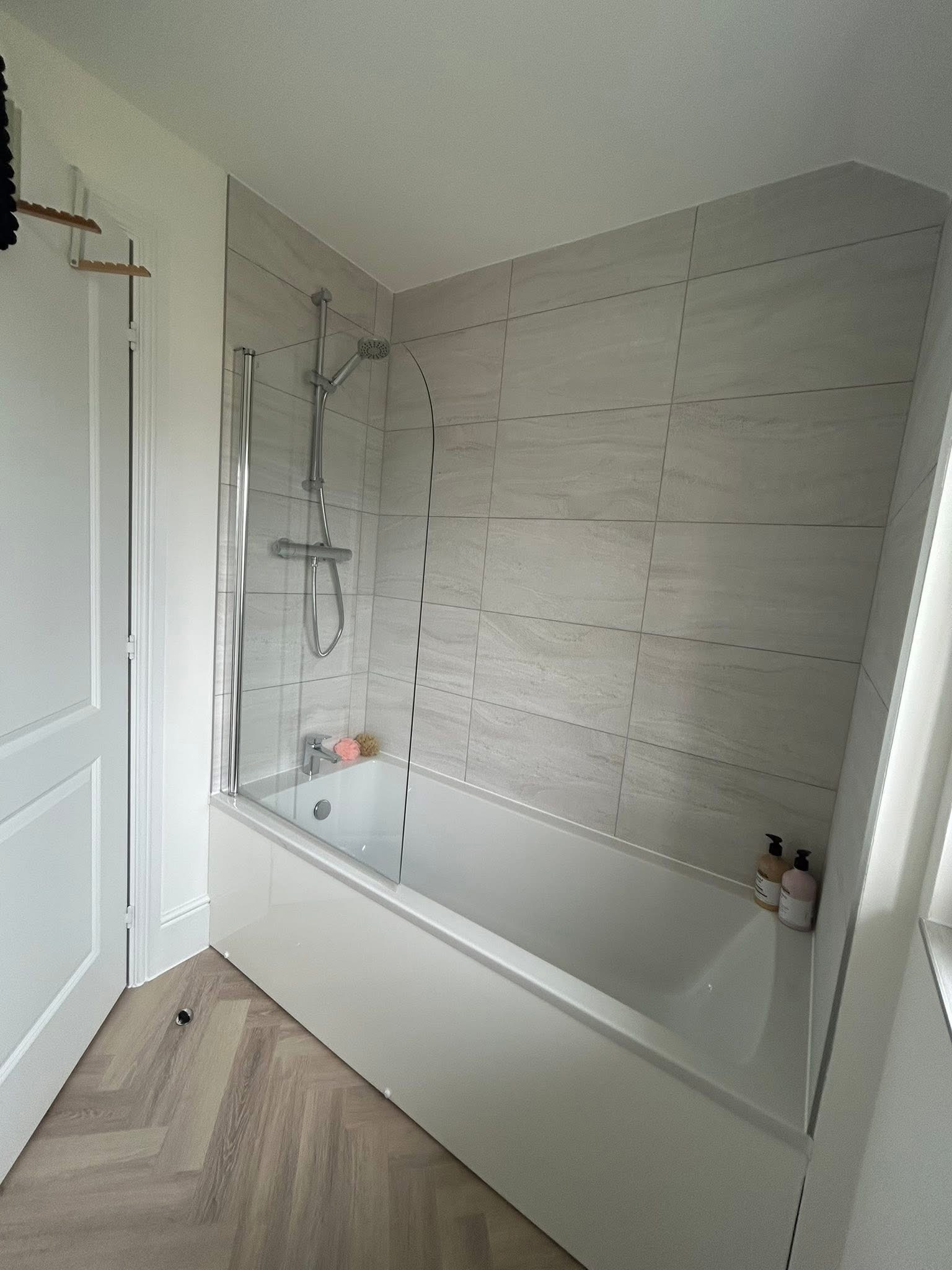 Bathroom deep clean result — AskMiro London