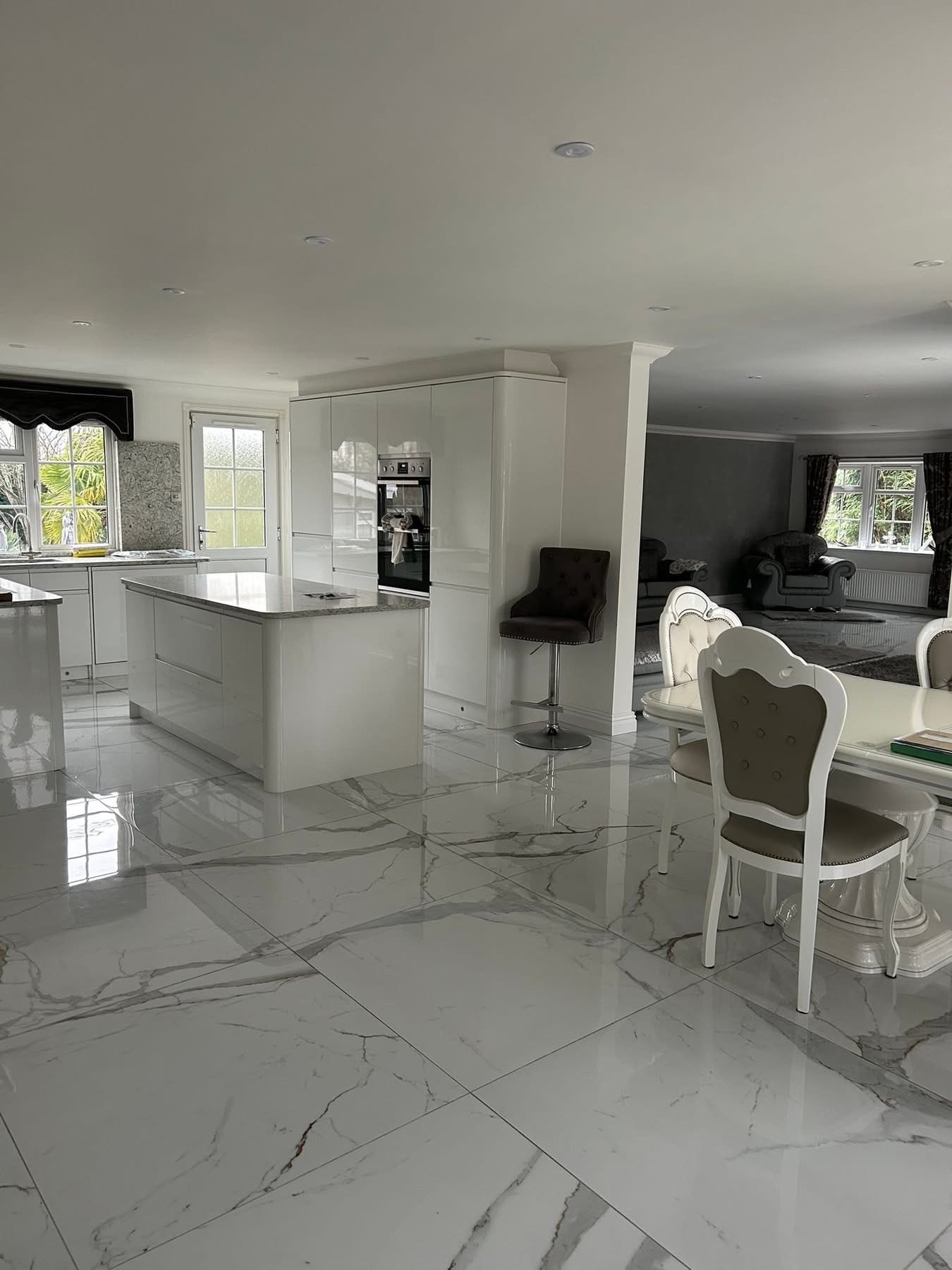 Luxury kitchen floor polish — AskMiro deep clean London